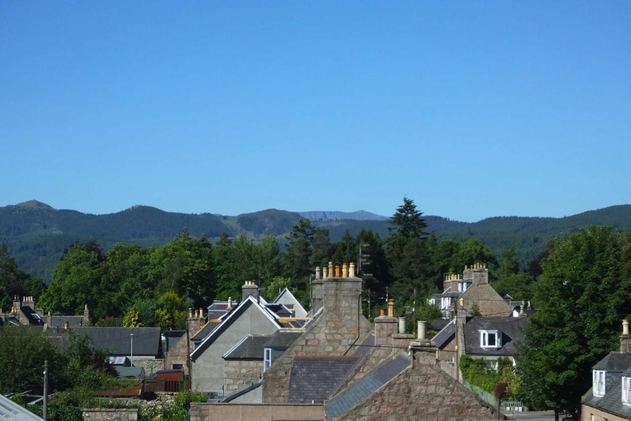 The Gordon Guest House Ballater Εξωτερικό φωτογραφία